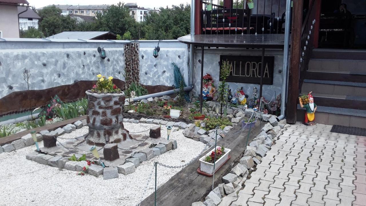 Pensiunea Mallorca Vişeu de Sus Extérieur photo